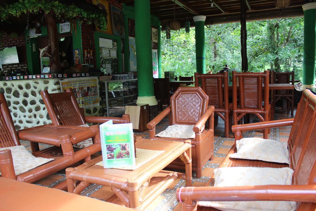 Rain Forest Guest House And Jungle Trekking Букіт-Лаванґ Екстер'єр фото